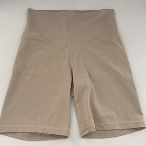 Aritzia Bike shorts 7”